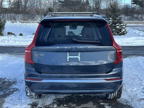 Used 2023 Volvo XC90 B6 Plus w/ Protection Package Premier image 4
