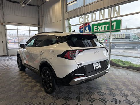 New 2026 Kia Sportage SX image 4