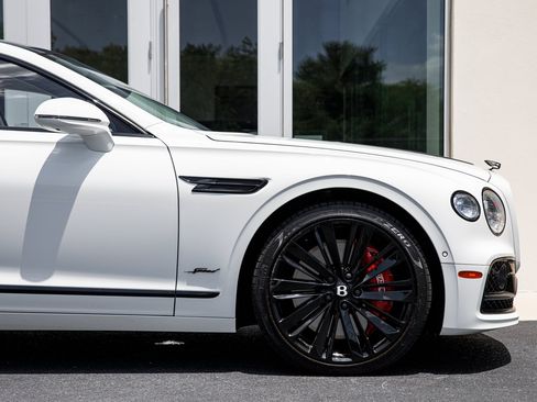 Certified 2024 Bentley Flying Spur W12 AWD/4WD image 6
