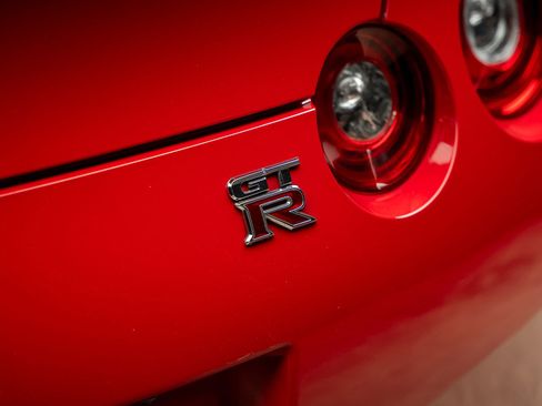 Used 2015 Nissan GT-R Premium AWD/4WD image 20