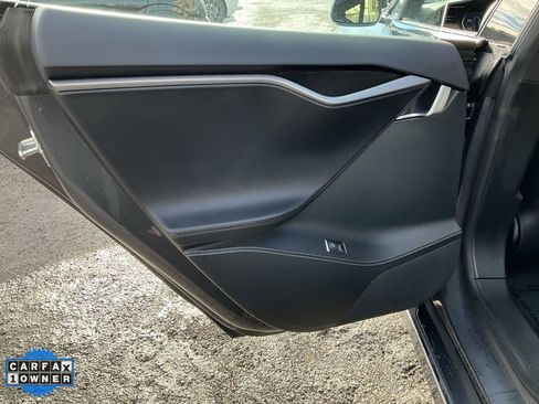 Used 2019 Tesla Model S 100D image 32