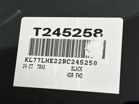 Used 2024 Chevrolet Trax LT w/ Driver Confidence Package image 41