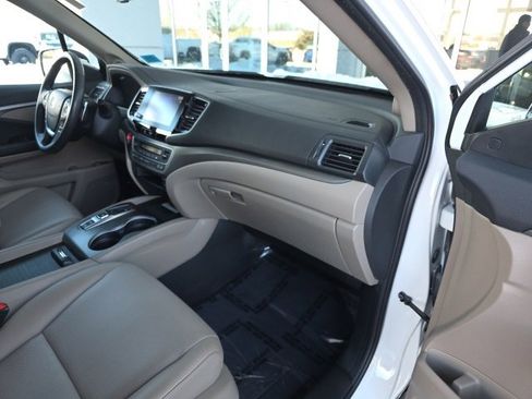 Used 2022 Honda Ridgeline RTL-E image 10