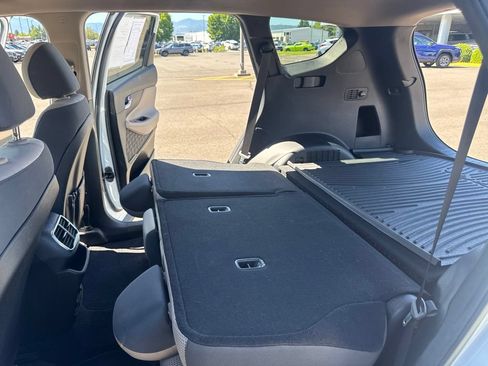 Used 2019 Hyundai Santa Fe SEL AWD/4WD image 15