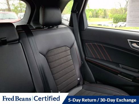Certified 2024 Ford Edge ST-Line AWD/4WD image 21