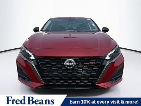 New 2025 Nissan Altima 2.5 SR AWD/4WD image 2