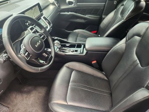 Used 2023 Kia Sorento SX FWD image 13