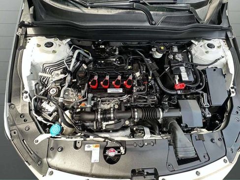 Used 2018 Honda Accord Sport image 12