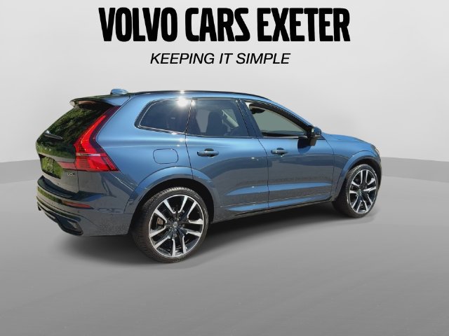 Certified 2024 Volvo XC60 B5 Ultimate w/ Protection Package Premier AWD/4WD image 11
