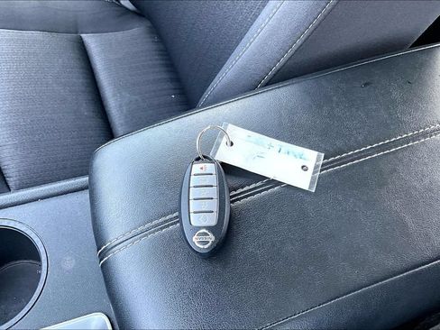 Used 2020 Nissan Altima 2.5 S FWD image 9