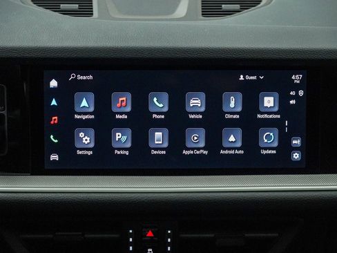 Used 2025 Porsche Cayenne image 19