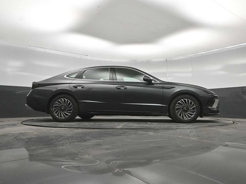 New 2026 Hyundai Sonata Limited FWD image 43
