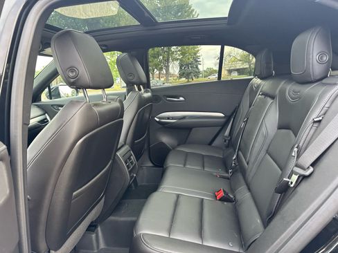 Certified 2019 Cadillac XT4 Premium Luxury w/ Technology Package AWD/4WD image 9