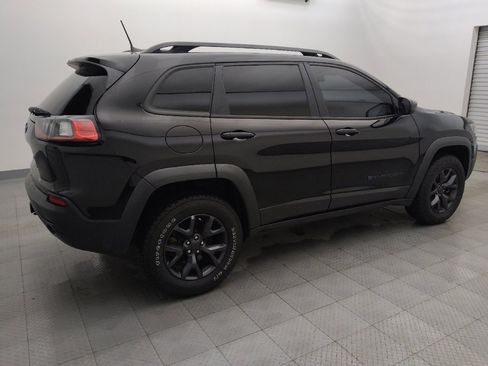 Used 2019 Jeep Cherokee Latitude image 10