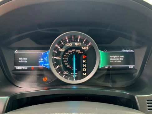 Used 2015 Ford Explorer XLT w/ Equipment Group 202B image 25