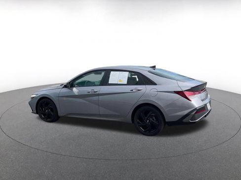 Used 2026 Hyundai Elantra Sport FWD image 10
