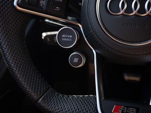 Certified 2023 Audi R8 V10 performance AWD/4WD image 68