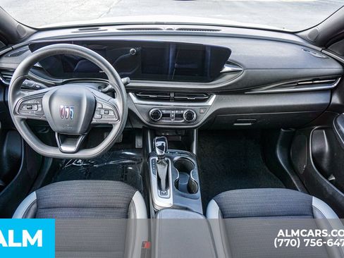 Used 2024 Buick Envista Preferred FWD image 25