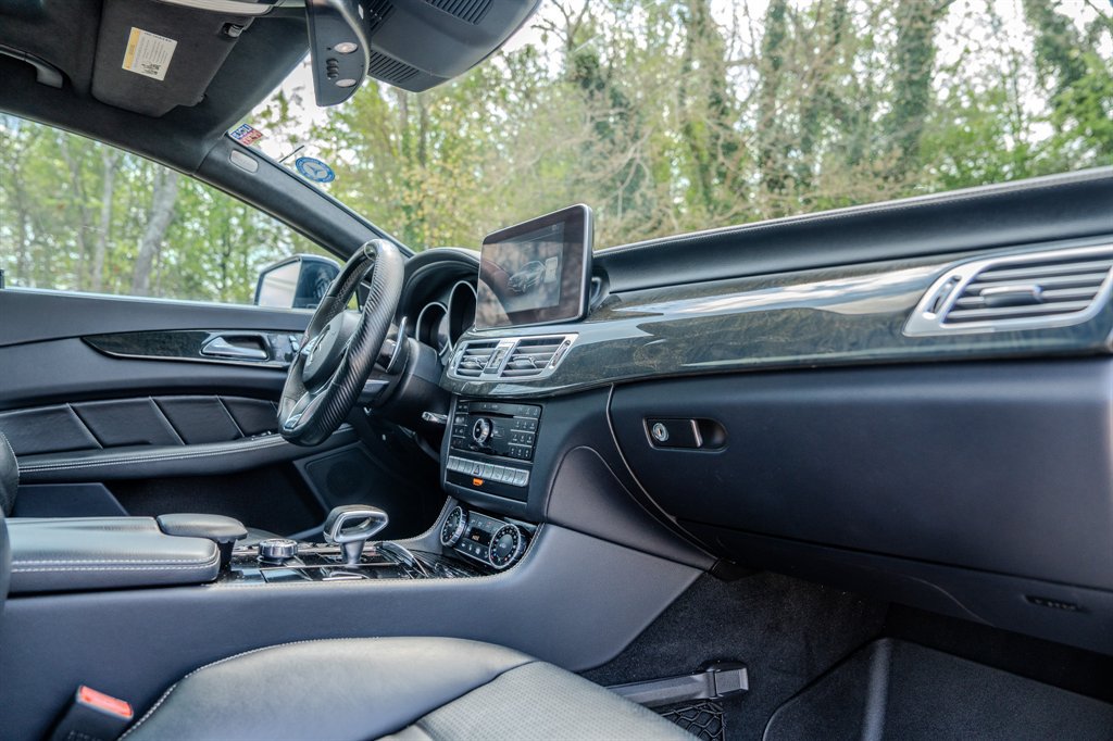 Used 2017 Mercedes-Benz CLS 63 AMG S-Model image 32