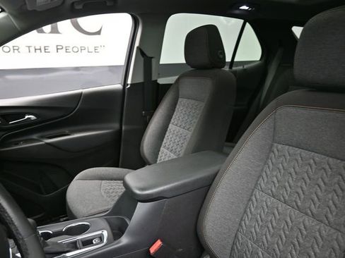 Used 2024 Chevrolet Equinox LT image 16