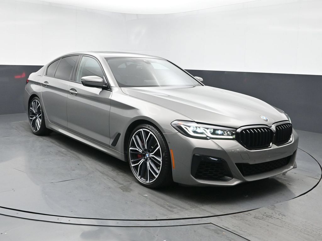 Used 2022 BMW M550i xDrive w/ Premium Package AWD/4WD image 2