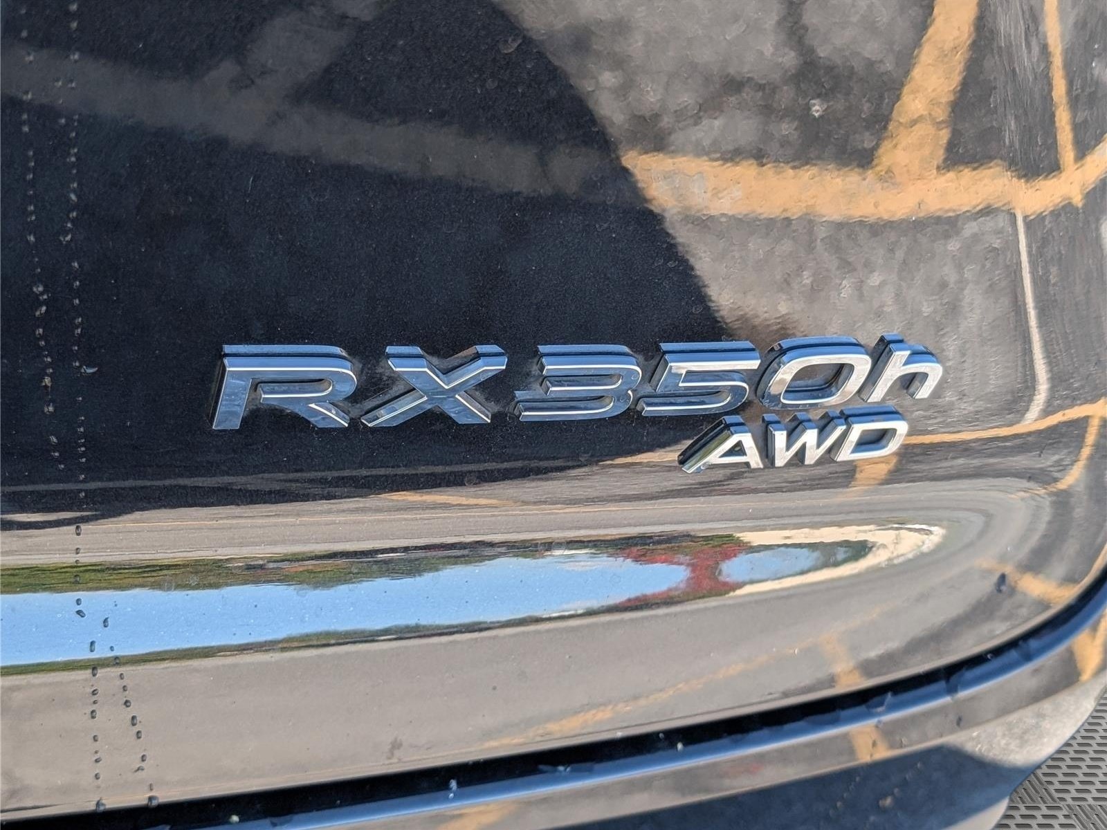 Used 2024 Lexus RX 350h w/ Accessory Package (Z1) AWD/4WD image 9