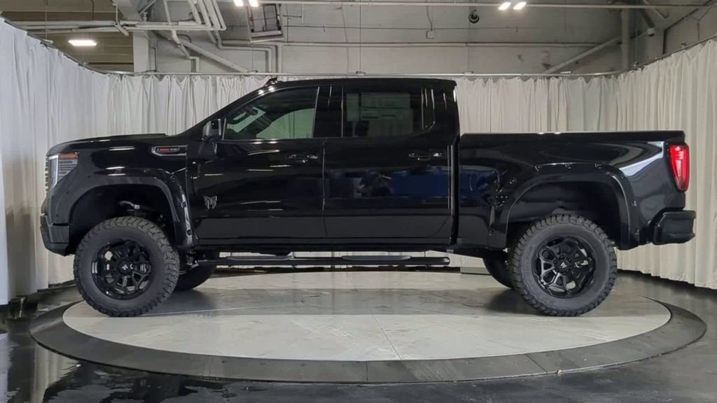 New 2026 GMC Sierra 1500 AT4 w/ AT4 Premium Package AWD/4WD image 6