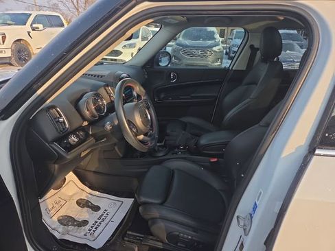 Used 2019 MINI Cooper Countryman S w/ Premium Package image 24