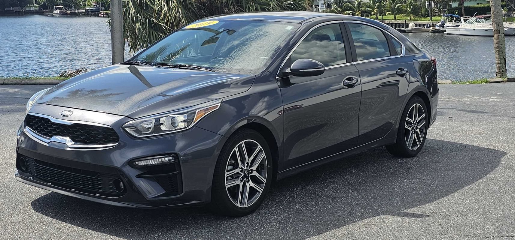 Used 2019 Kia Forte EX FWD image 1
