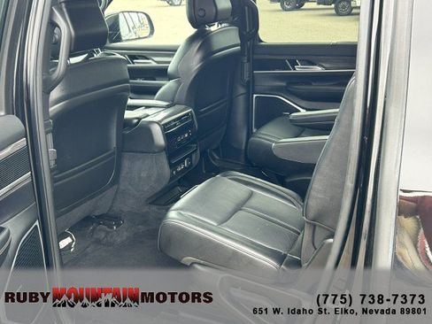 Used 2022 Jeep Wagoneer Series III w/ Convenience Group I AWD/4WD image 20