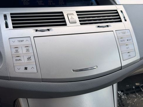 Used 2009 Toyota Avalon XL FWD image 41