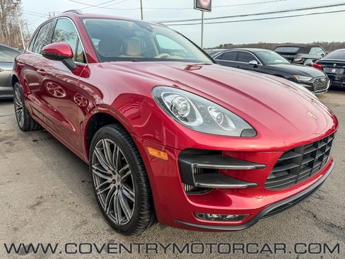 Used 2015 Porsche Macan Turbo image 4