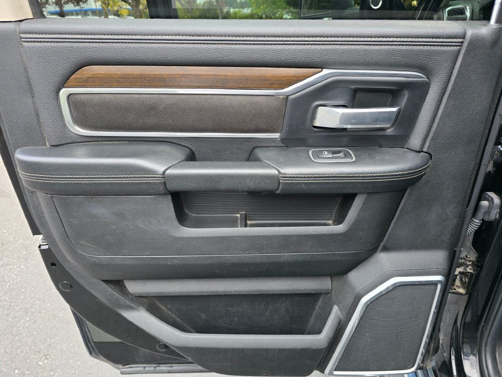Used 2024 RAM 2500 Laramie w/ Safety Group AWD/4WD image 9
