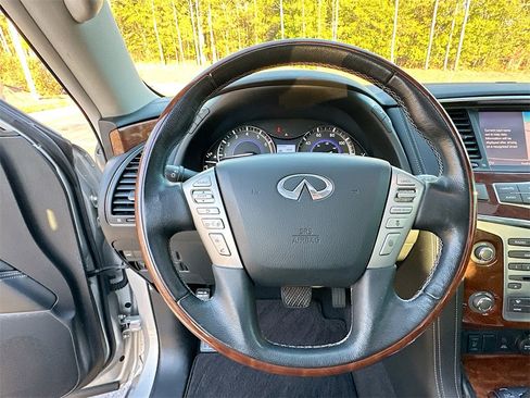 Used 2019 INFINITI QX80 Luxe w/ Proassist Package image 18