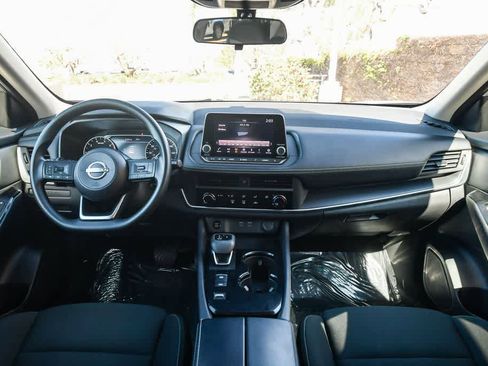 Used 2024 Nissan Rogue S image 14