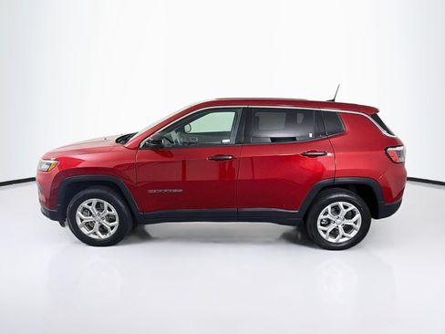 Used 2024 Jeep Compass Sport AWD/4WD image 4