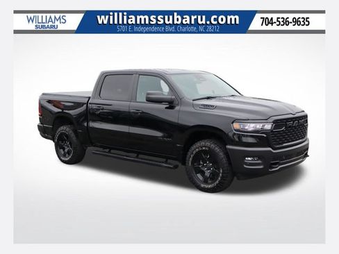 Used 2025 RAM 1500 Warlock AWD/4WD image 1