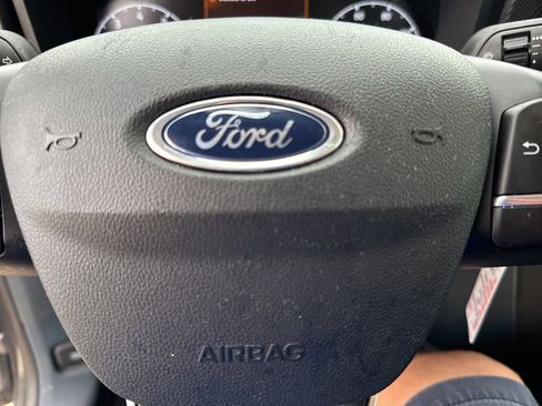 Used 2022 Ford Maverick XL image 26