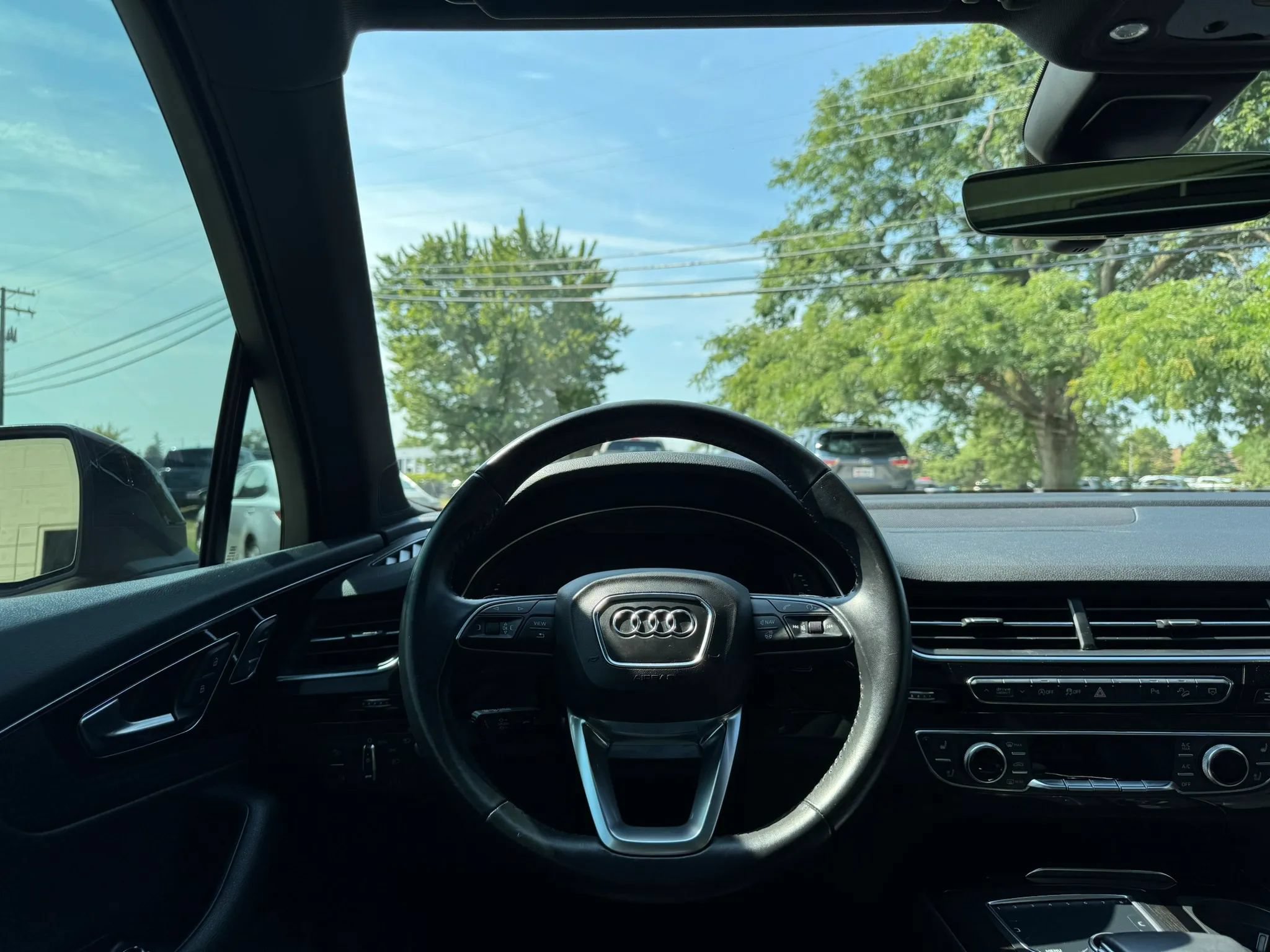 Used 2018 Audi Q7 3.0T Prestige AWD/4WD image 18