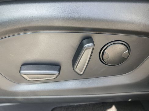 New 2026 Ford Explorer Active w/ Active Comfort Package image 54