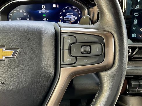 Used 2023 Chevrolet Silverado 1500 High Country w/ High Country Premium Package AWD/4WD image 19