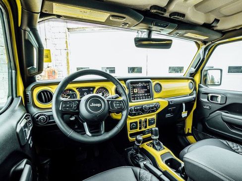 New 2023 Jeep Gladiator Sport image 28