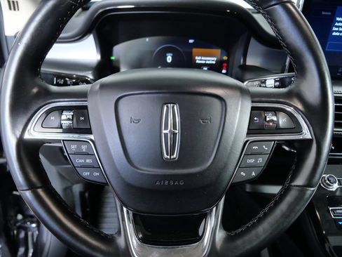 Certified 2023 Lincoln Nautilus Reserve w/ Monochromatic Package AWD/4WD image 18