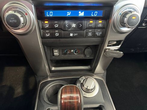 Used 2018 Toyota 4Runner Limited AWD/4WD image 12