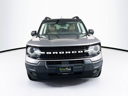 Used 2025 Ford Bronco Sport Outer Banks w/ Outer Banks Tech Package+ AWD/4WD image 2