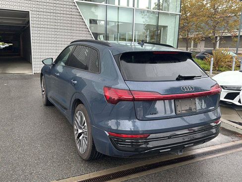 Used 2024 Audi Q8 e-tron Prestige w/ Prestige Package AWD/4WD image 8