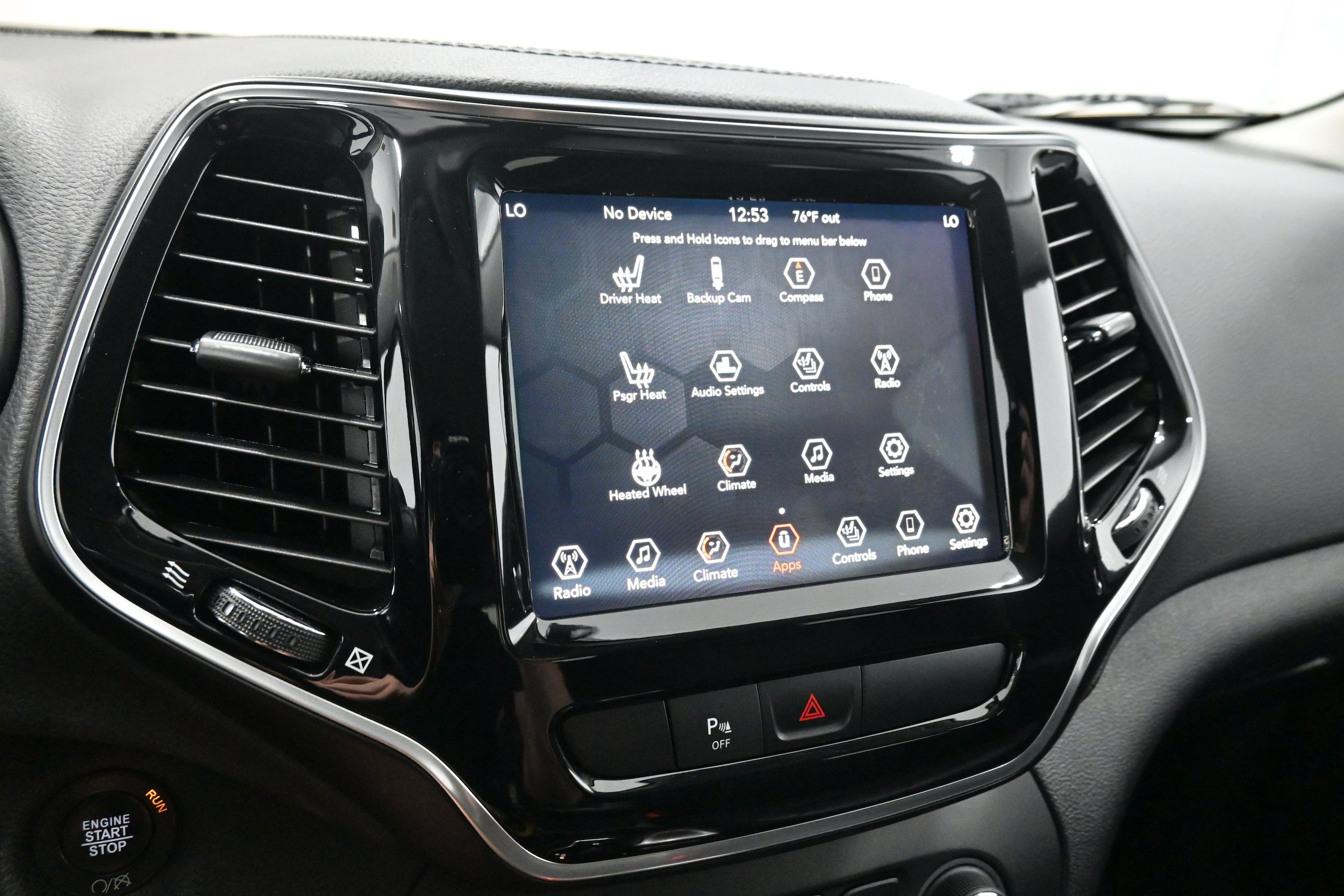 Used 2019 Jeep Cherokee Limited AWD/4WD image 14