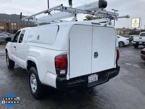 Used 2022 Toyota Tacoma SR image 63