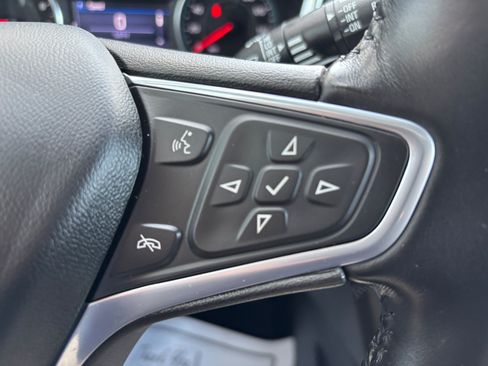 Used 2022 Chevrolet Equinox LT AWD/4WD image 24