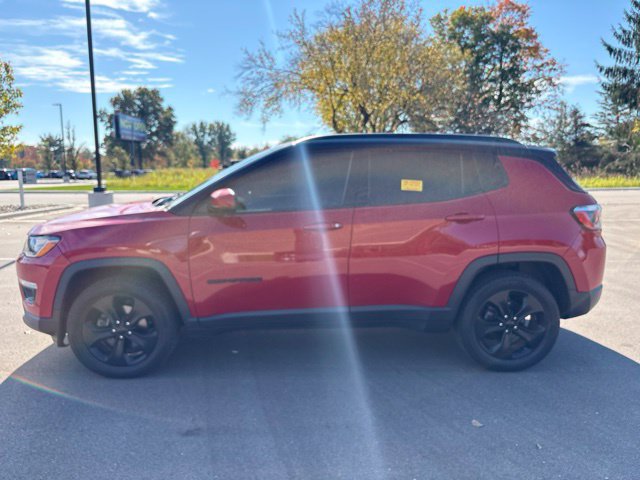Used 2019 Jeep Compass Altitude AWD/4WD image 2